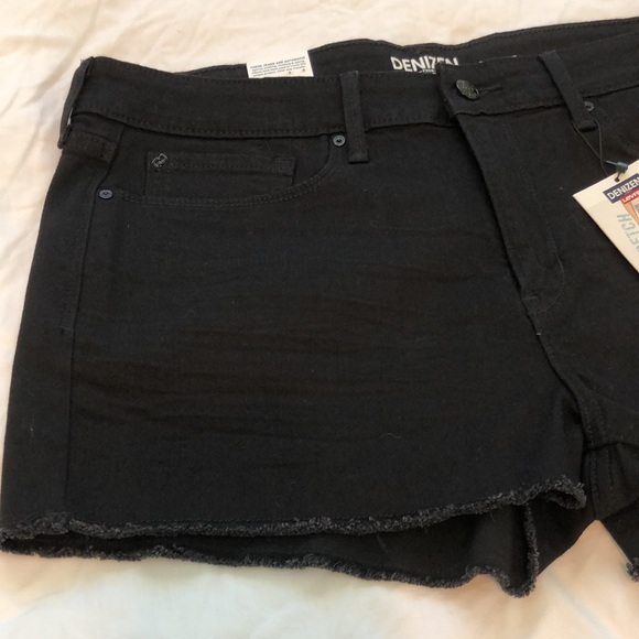 Denizen from Levi’s black Jean shorts - Picture 3 of 8